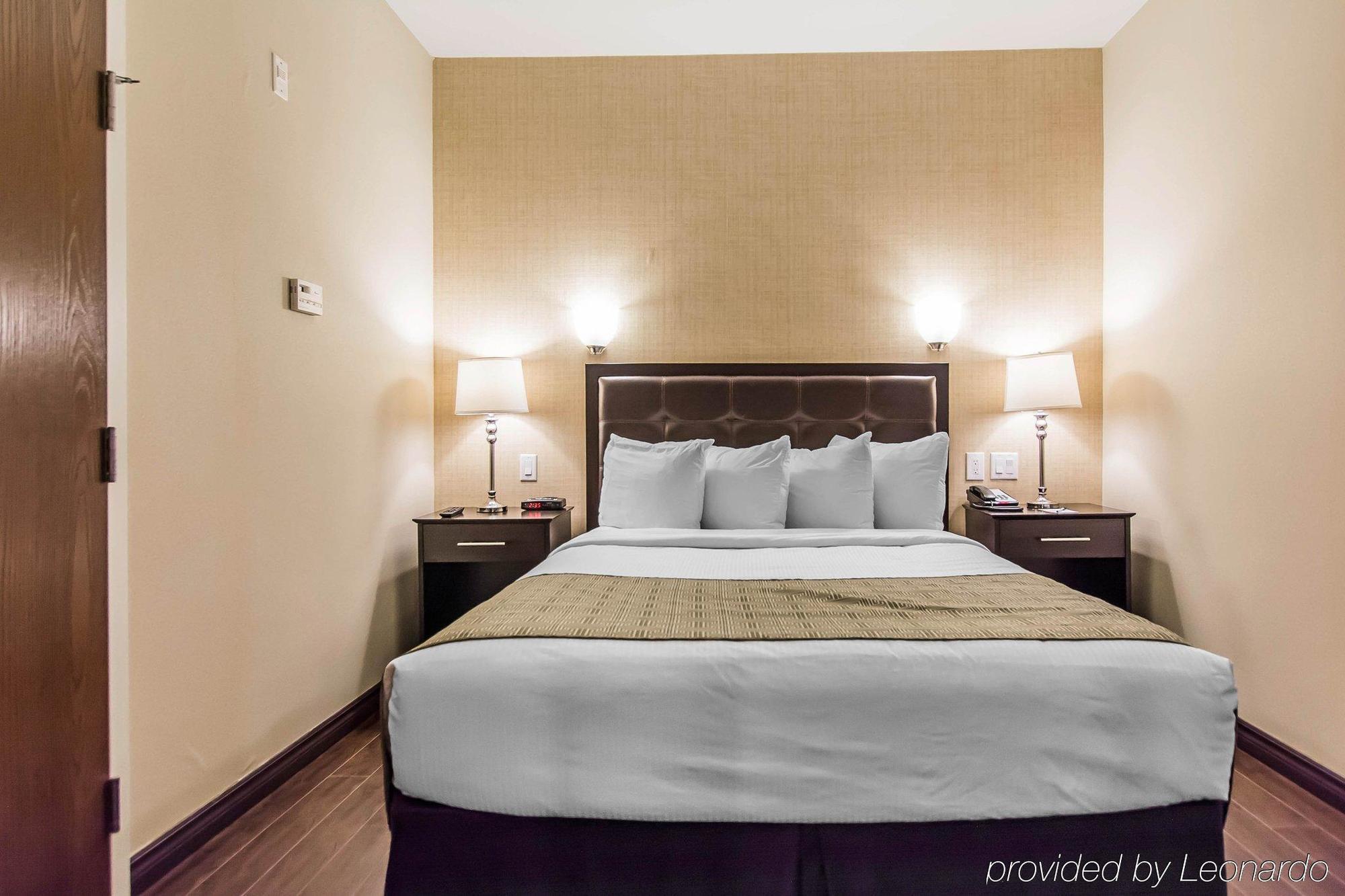 Quality Inn Moncton Exterior foto
