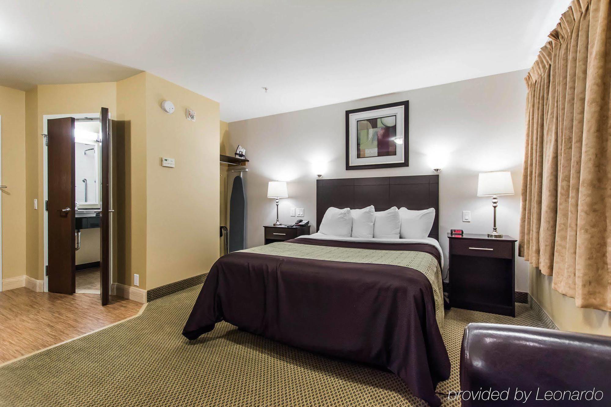 Quality Inn Moncton Exterior foto